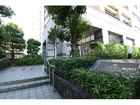 エントランス　エントランス