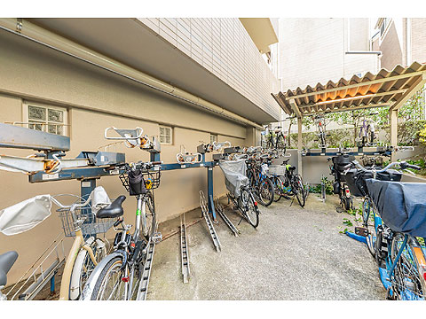 その他共用部 チャリ