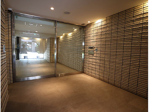 エントランス　IMG_1196