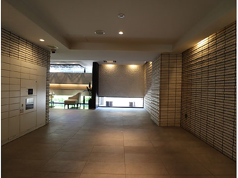 ロビー　IMG_1197