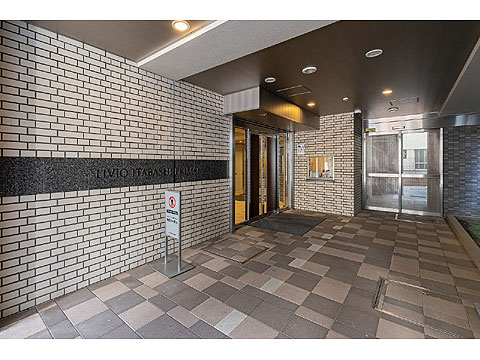 エントランス　エントランス