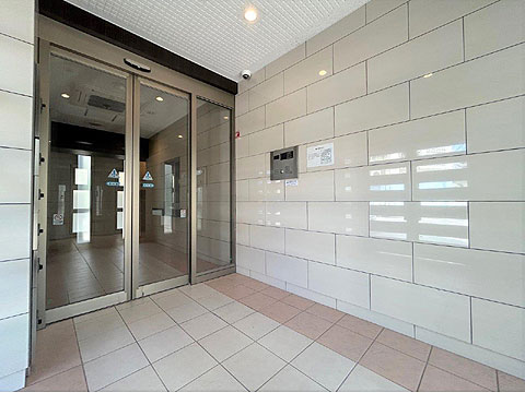 その他共用部　風除室　北西側から撮影