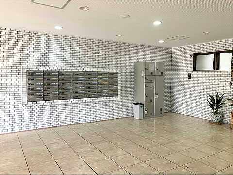 エントランス　メールボックス宅配ボックス