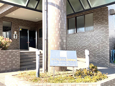 エントランス　エントランス