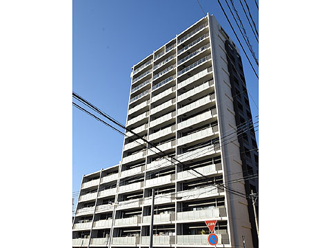 現地外観写真　外観縦