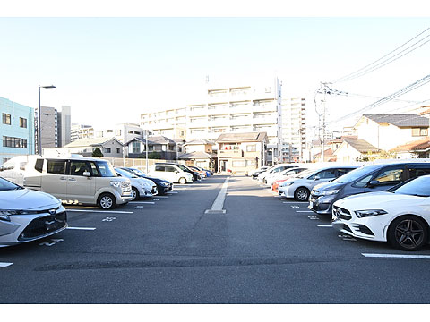 その他共用部　敷地内駐車場