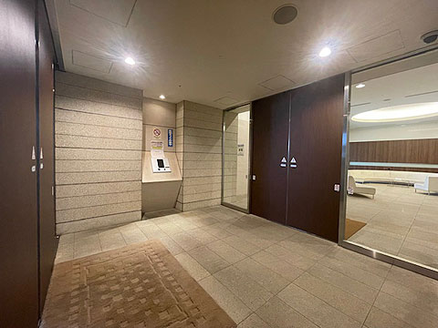 エントランス 風除室