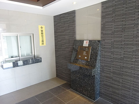 エントランス　TVカメラ付集合玄関機