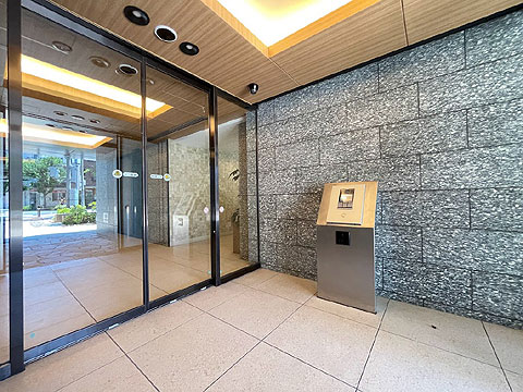 エントランス　エントランス