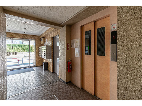 ロビー　20251212-130608-9826-009