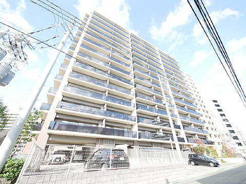 現地外観写真　現地外観（サブエントランス側）