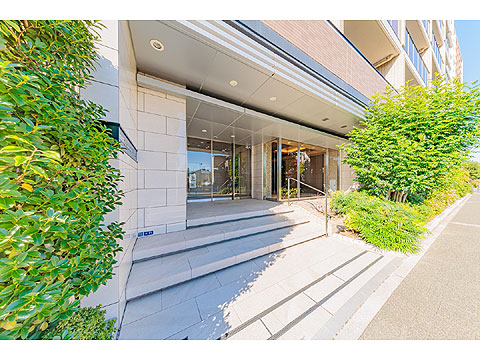 エントランス エントランス