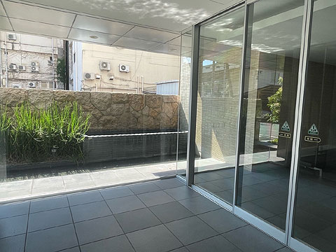 エントランス　エントランス２