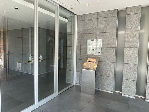 エントランス　オートロック