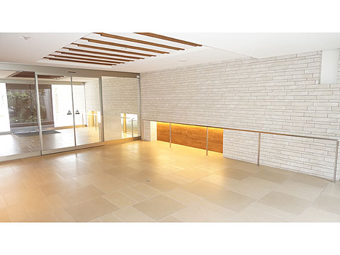 エントランス　エントランス