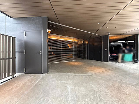 その他共用部　駐車場出入口２