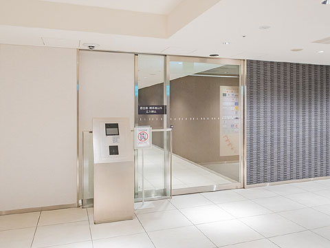 エントランス　エントランス