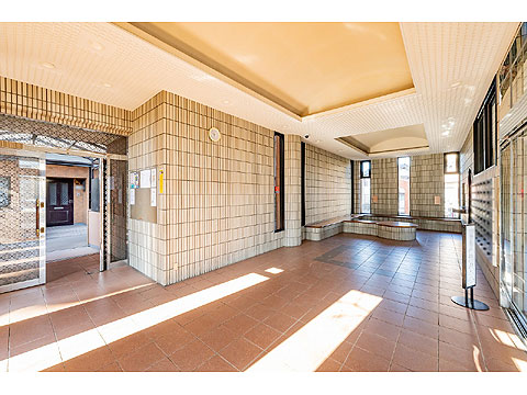 エントランス　エントランスホール