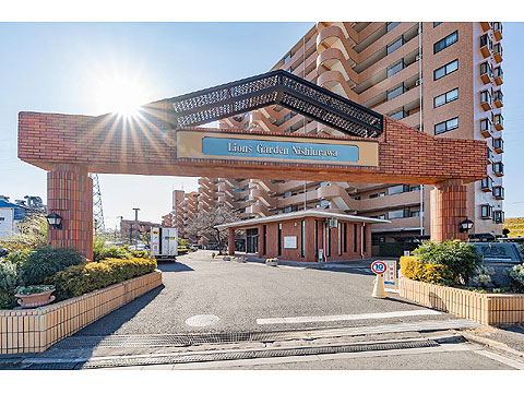 エントランス　エントランス