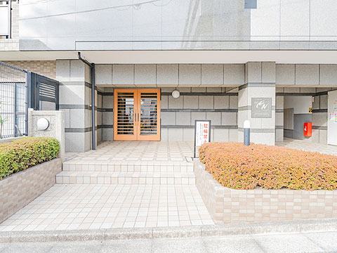 エントランス　入口