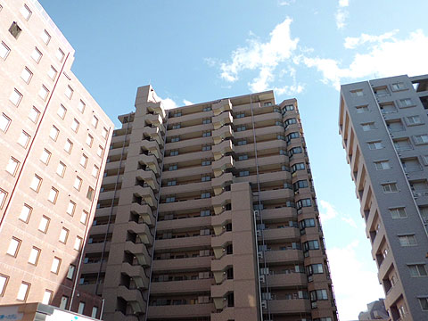 現地外観写真　マンション外観