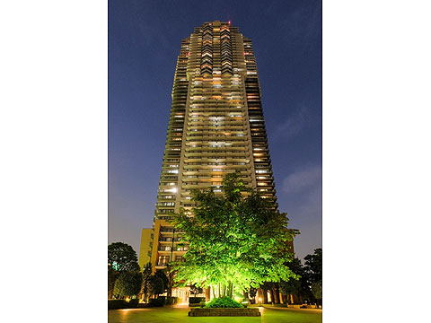 その他共用部　マンション外観.