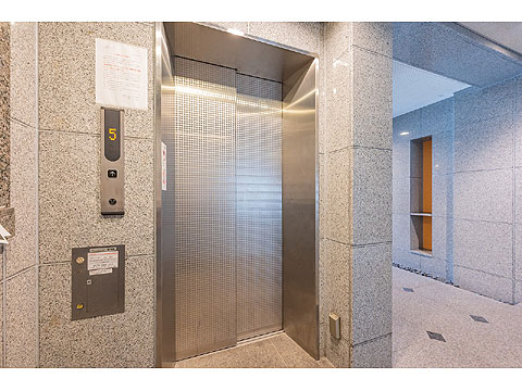 その他共用部　エレベーター