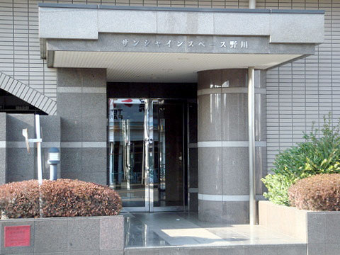 エントランス　エントランス