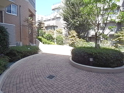 その他共用部　中庭