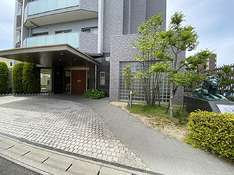 エントランス　