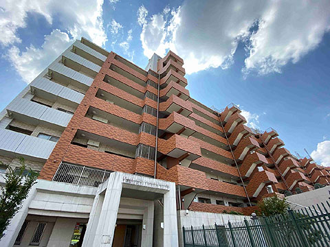 現地外観写真　建物外観