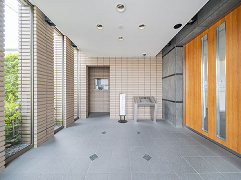 エントランス　GrancieloTodakoen207007