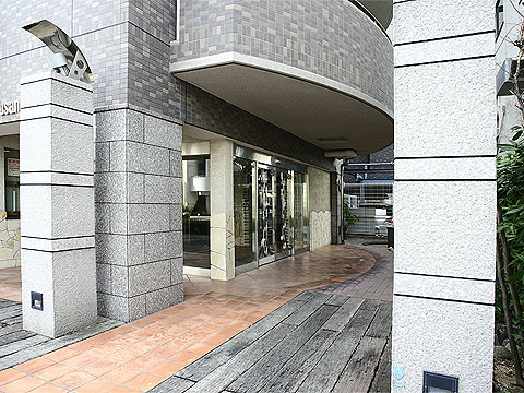 エントランス　