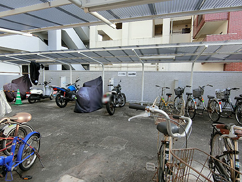 その他共用部　屋根付き駐輪場・バイク置場