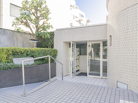 その他共用部　エントランス2