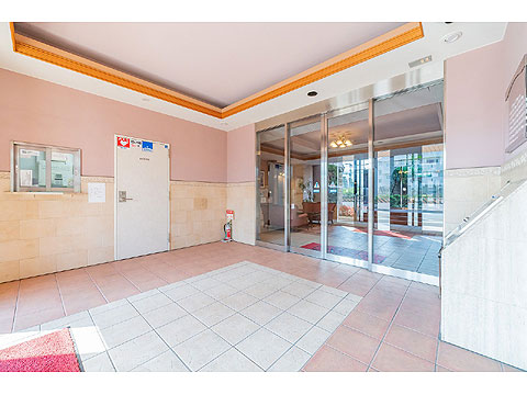 エントランス　風除室