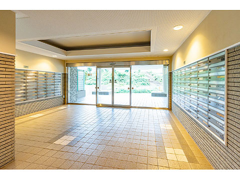 エントランス エントランス内部