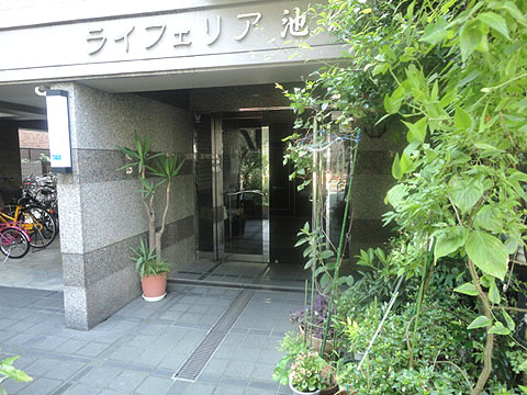 その他共用部　エントランス2
