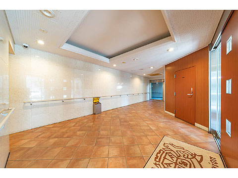 ロビー　エントランス内部