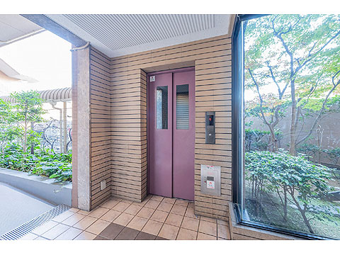 その他共用部　エレベーター