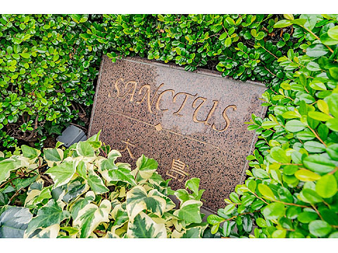 その他共用部　館銘板