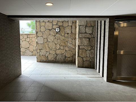 エントランス　エントランス