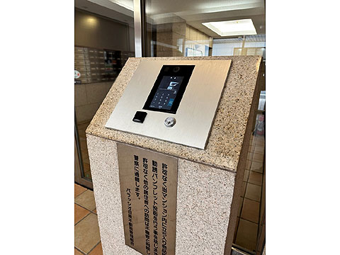 エントランス　モニター