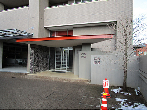 エントランス　IMG_2396