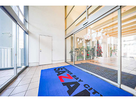 駐車場 エントランス