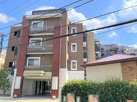 現地外観写真　建物外観 1
