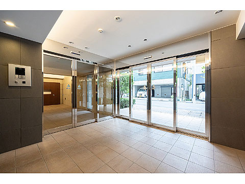 エントランス　エントランス