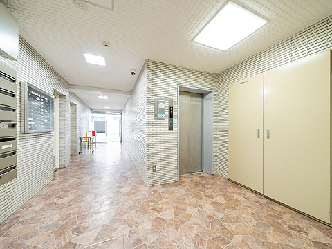 その他共用部　EV前