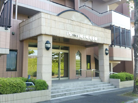 エントランス　エントランス前