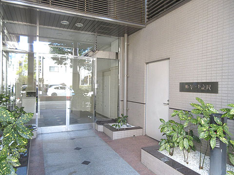 現地外観写真　エントランス入口